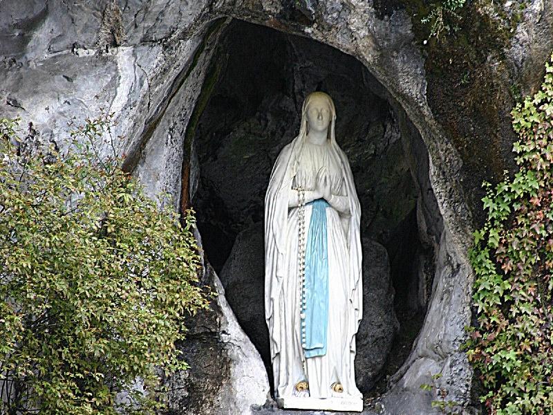 Preghiera Alla Vergine Di Lourdes San Francesco Rivista Della Basilica Di San Francesco Di Assisi